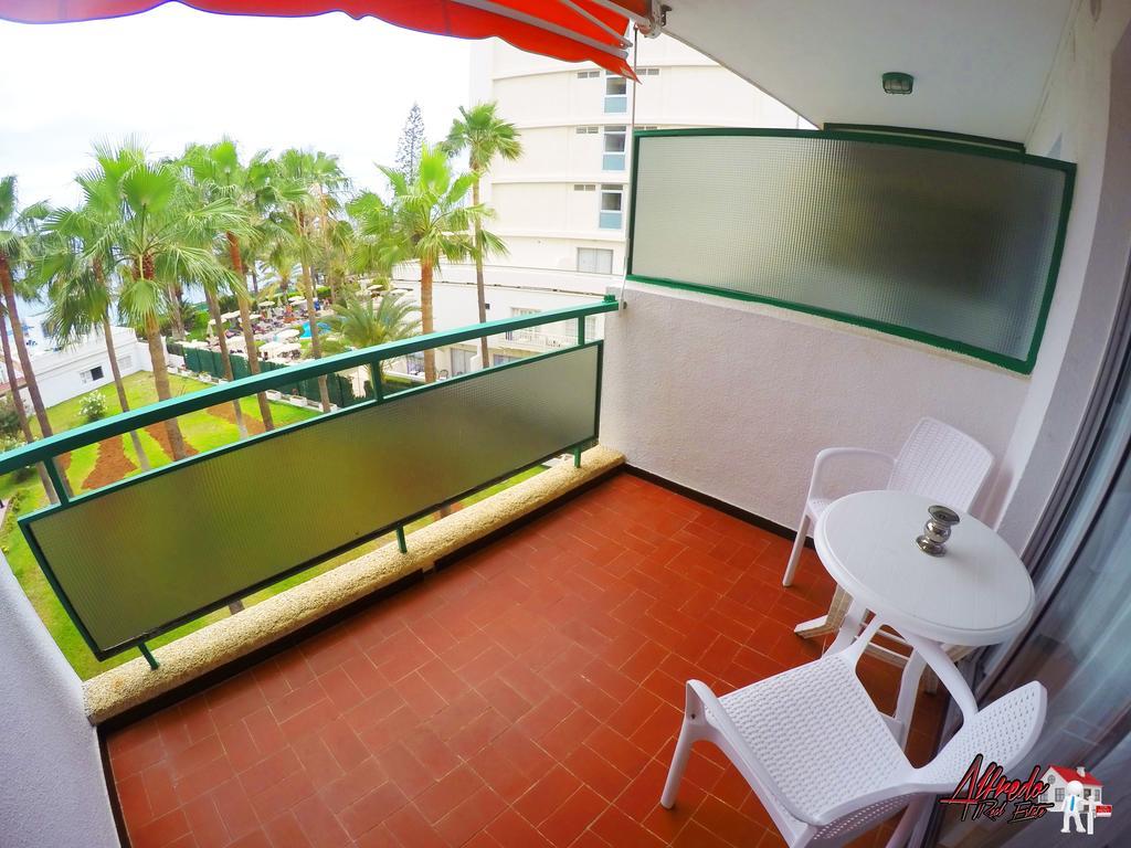 Edificio Comodoro Los Cristianos  Exterior photo
